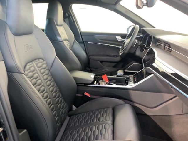 RS6 Avant 4.0 TFSI Quattro+Navi+Matrix+Ahk+Hud+S