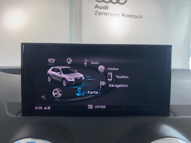 Q2 35 TFSI S tronic S-Line+Navi+Matrix+Virt Cock