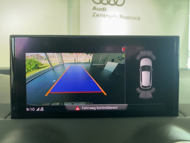 Q2 35 TFSI S tronic S-Line+Navi+Matrix+Virt Cock