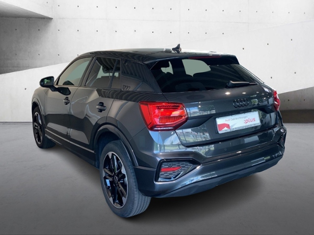 Q2 35 TFSI S tronic S-Line+Navi+Matrix+Virt Cock