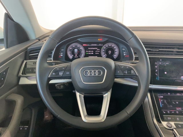 Q8 55 TFSI e Quattro S-Line+Navi+Led+Head Up+Air