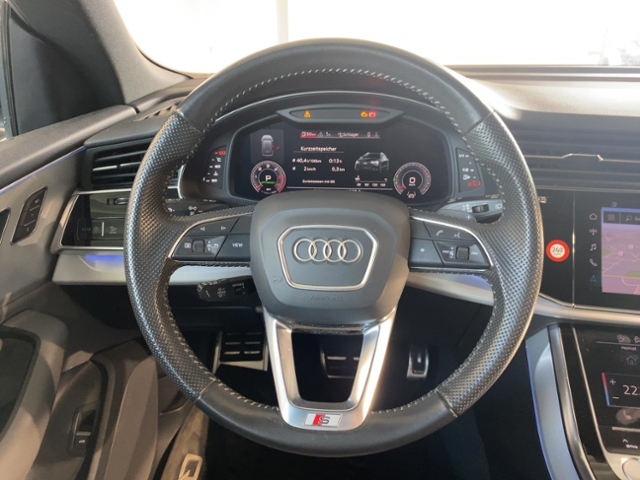 Q8 50 TDI Quattro S-Line+Navi+Matrix+Ahk+Head Up
