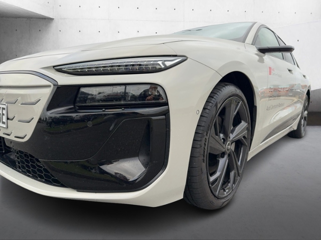 A6 Avant e-tron performance 270 kW+Tech Plus+MMI