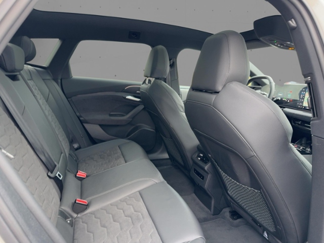 A6 Avant e-tron performance 270 kW+Tech Plus+MMI
