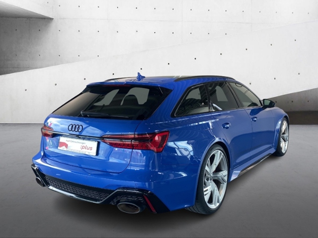 RS6 Avant 4.0 TFSI Quattro+Navi+Matrix+Ahk+Pano+