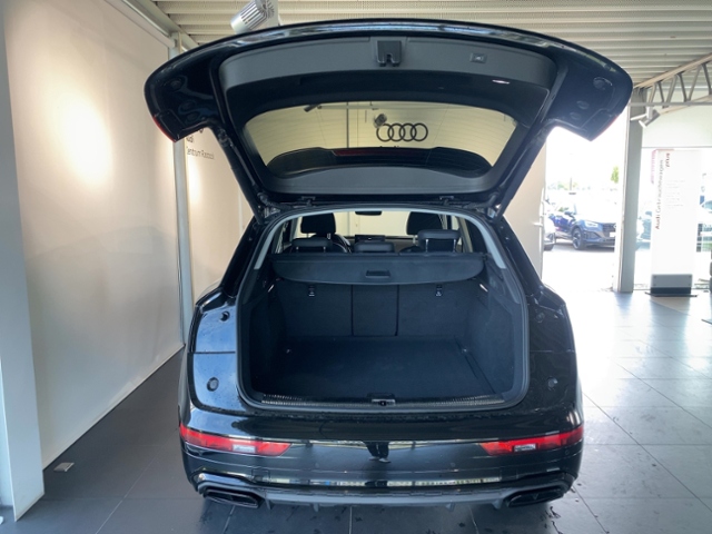 Q5 40 TDI Quattro S-Line+Navi+Matrix+Ahk+Virt Co
