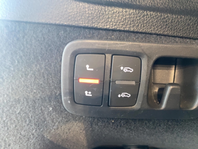 Q7 3.0 TDI Quattro S-Line+Navi+Matrix+Ahk+Kamera