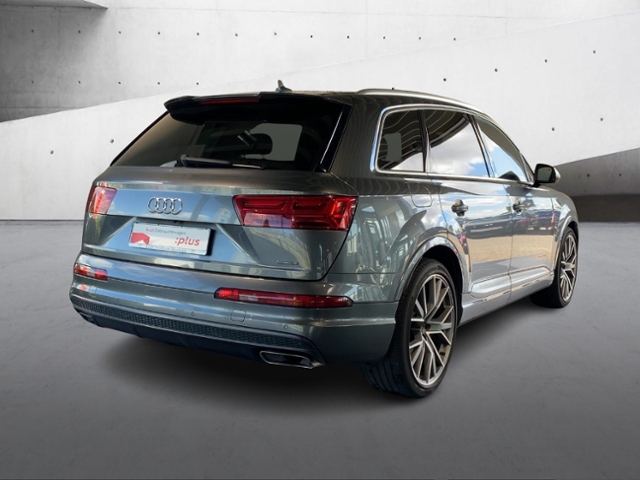Q7 3.0 TDI Quattro S-Line+Navi+Matrix+Ahk+Kamera