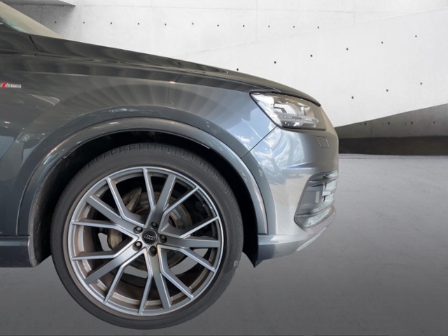 Q7 3.0 TDI Quattro S-Line+Navi+Matrix+Ahk+Kamera