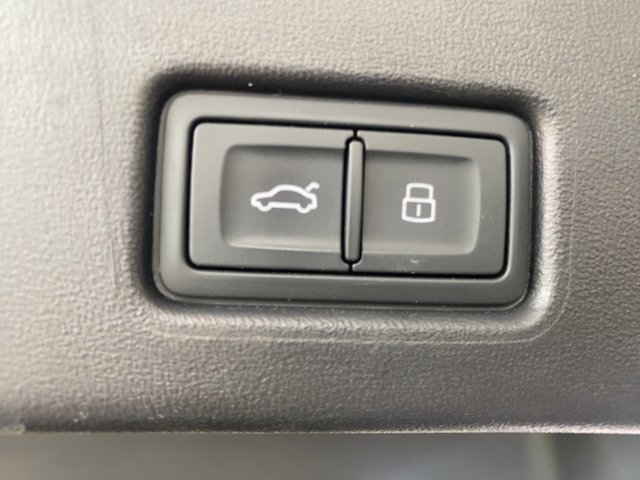 Q4 Sportback 40 e-tron S-Line+Navi+Matrix+Virt C