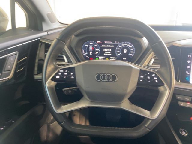 Q4 40 e-tron+Navi+Led+Virt Cock+Ambiente+Shz+Tem