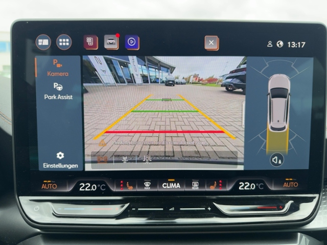 Leon Sportstourer 2.0 TDI+Navi+Led+Ahk+Kamera+Fu