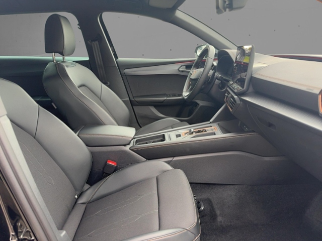 Leon Sportstourer 2.0 TDI+Navi+Led+Ahk+Kamera+Fu