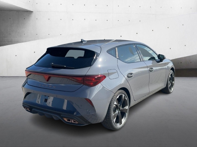 Leon 1.5 e-Hybrid 204PS NAVI+SHZ+SENNH+AMBI+ACC+