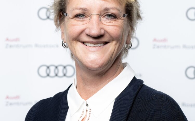  Jana Secander