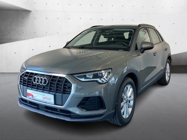 6557WAZ_2 Audi Q3